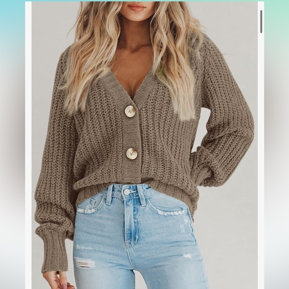Chunky Knit Open Front Sweater Long Sleeve Button Loose Short Cardigan
8099 - Picture 2 of 11